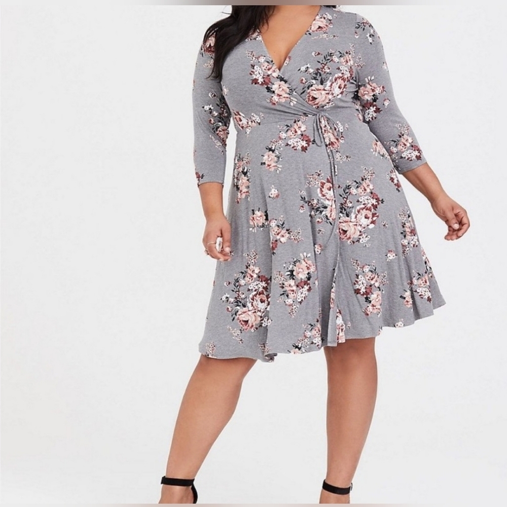 Torrid Grey Wrap Floral Dress Size 6